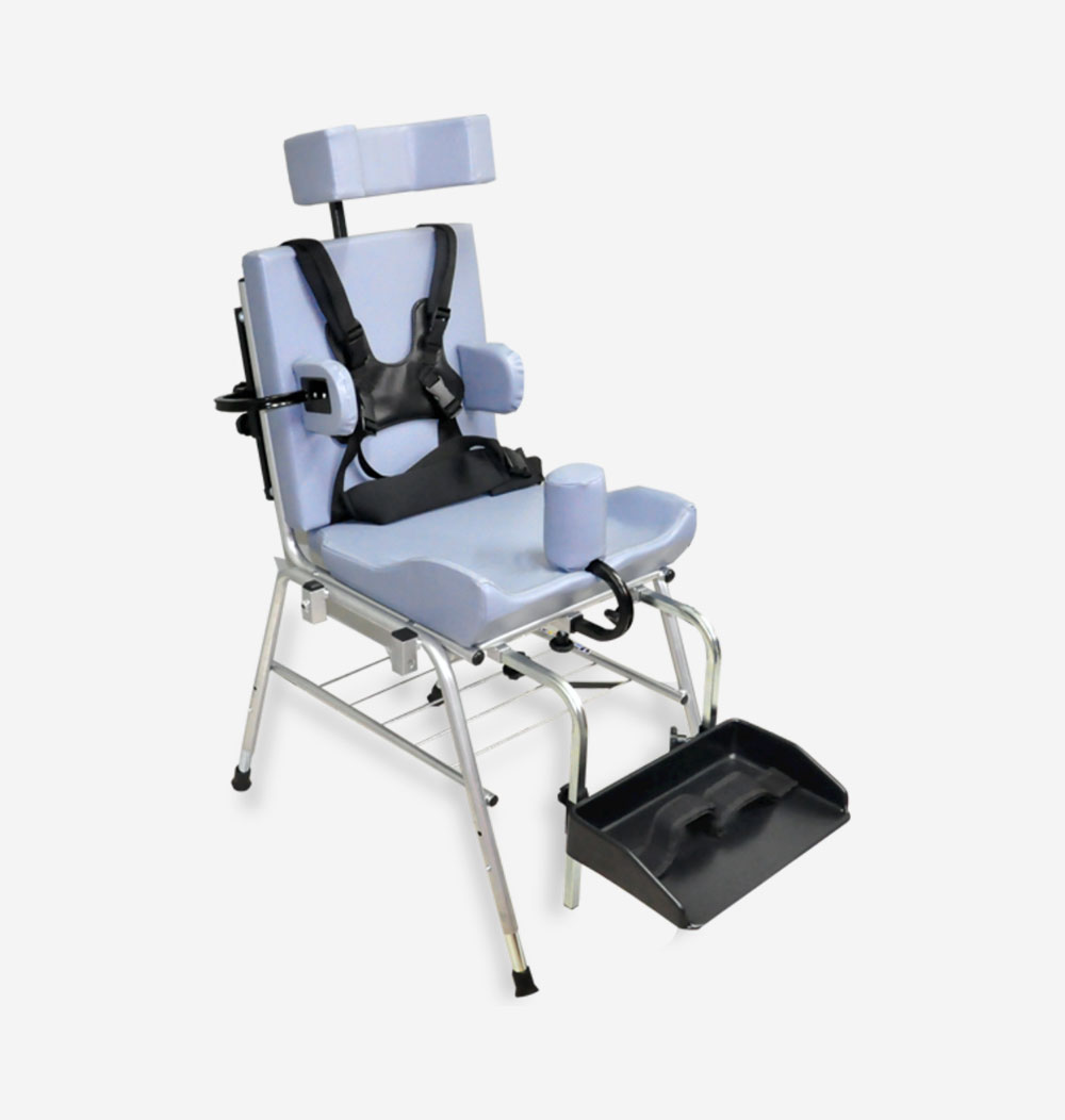 Vanzetti - Você sabe a diferença entre as nossas cadeiras de rodas  adaptadas Prisma e Relax? A cadeira Prisma conta com sistema tilt, o que  significa que toda a concha pode se